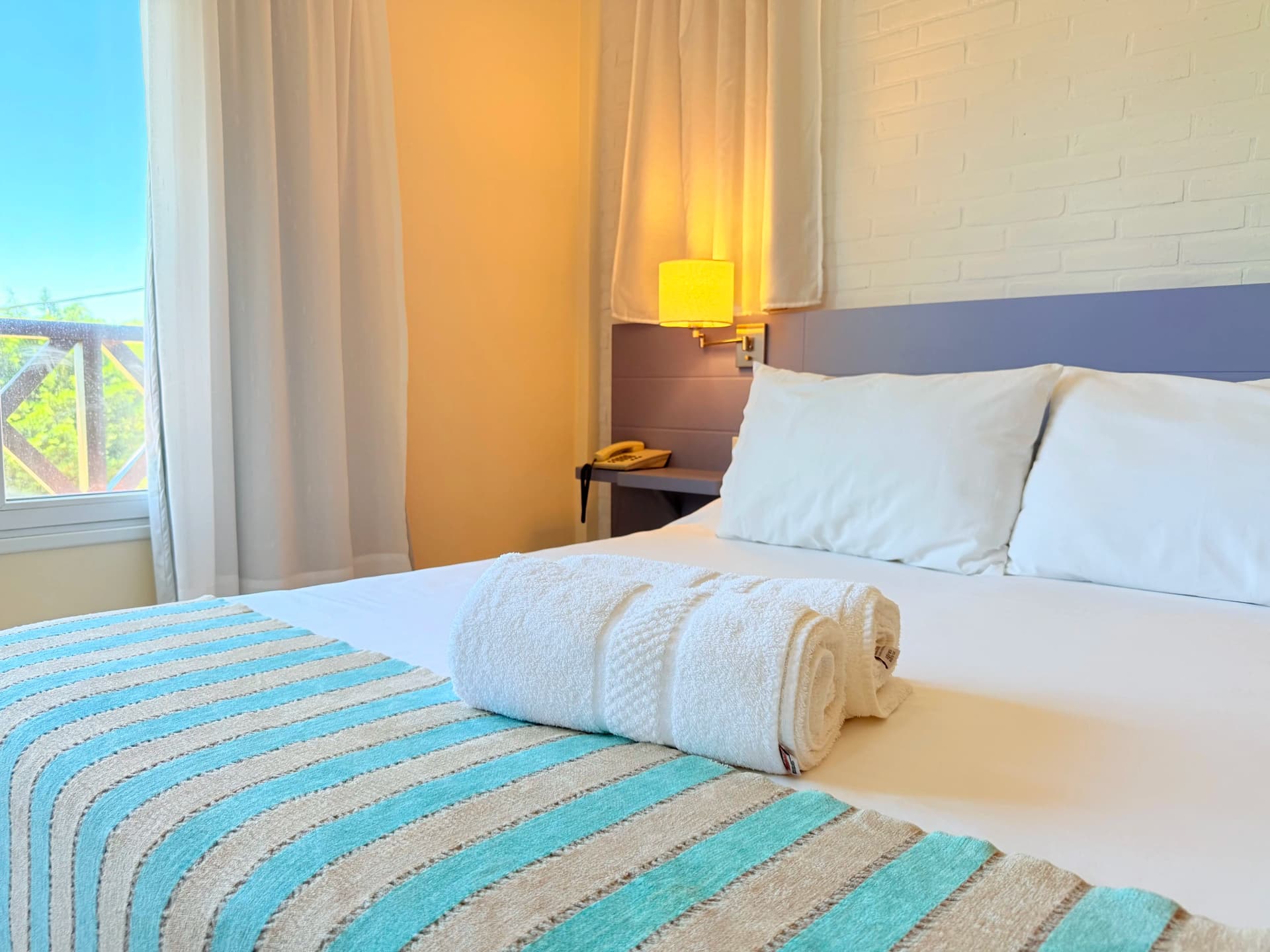 Ropa blanca y toallas